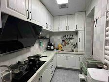 百子湾两居室 着急卖370万 88平 精装修 另有多套在售