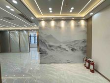 德思勤,中建广场,精美小户型118平,全新装修配全套办公家具