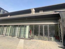 滨湖河埓口大润发旁,沿街商铺,小区门口位置,人流量大