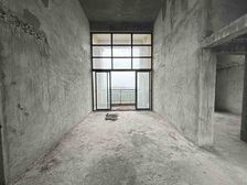 捡漏好房 金海9号 70年大产权买一层赠一层 毛坯自由装修