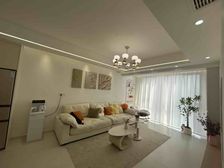 业主急售,精装奶油风,业主直接亏个装修