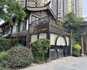 亏卖!铁像寺水街带花园小独栋出售,年租30万,证齐全,可包税