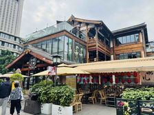 半价出售小独栋!年租25万,带院子露台,景区人流量大,产权清