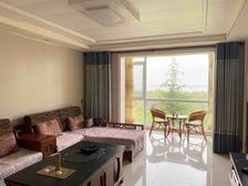 看大海黑松林沙滩 海邑长滩131平精装三室两卫 全明电梯洋房