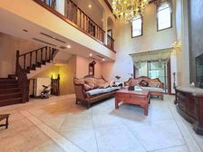 彩云湖联排别墅 带花园带露台 带车位 出国发展急售