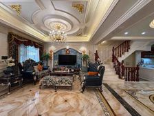 万达商圈旁260万豪装联排别墅 带两个产权车位 手慢无