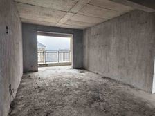 天虹旁边,宜悦城、翡翠城、御品滨江、水晶城,南北通透大三房