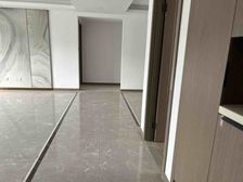 世茂揽樾 四室两厅两卫 精装顶层视野佳 总价133万