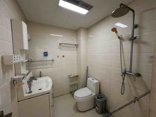 南环单价七千多一平的电梯房!泰华物业!带车位!老证好楼层