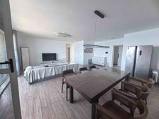 华润湾九里,一线看海,面积145平3室2厅2卫,落地阳台