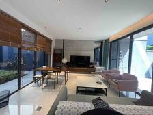 业主亏本出售 次新博鳌金湾云墅 仅售380万两层带私家车位