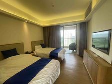 依云四季 总价9万5 买一线湖景 一线河景高楼层 送家私家电