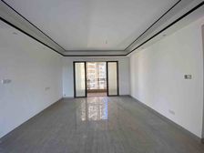 145平大四房 送车位 灰色地板全新未入住 中楼层可谈五象湖