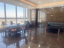 环蓝色港湾二十一世纪纯写300平5+1格局甲方直租