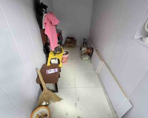 大春天 炭儿胡同 培英胡同 私产平房 110万