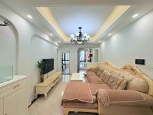 新上!大坪次新小区 拎包入住 满五 住房 商圈CBD