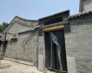 新街口 南草厂胡同 出售 1350万