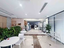 国贸建外500平8个50个工位金融遗留带3车位紧邻银泰