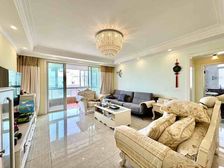 安静位置 看世纪公园景观 带车位 看房方便 诚意卖