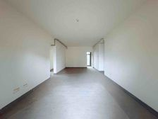 业主急售 随时看房 5号线18号线旁 一手业主