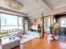 大成门 精装 三室两厅两卫 白石附近 实木装修