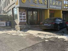 诚心卖间成熟商铺 15年大品牌大170平215万租户稳定