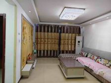 东方太阳城四期 带车位带小房 全阳两居室 全天采光