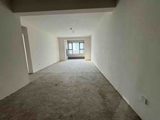 南环 红星爱琴海 四居 带车位 好楼层 单价低