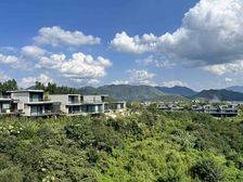 捡漏!原价出!桃花源全新吊脚楼豪华3房,露台150平