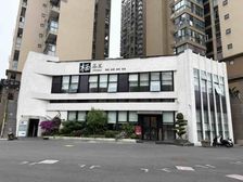 金沙核心,50米展示面,十字路口年收32万,豪华装修方便停车