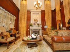 J户型样板间,次临水门前开阔,挑空客厅,五居室