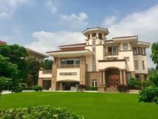 700平大宅,占地3000平米, 豪华装修,可预约看房