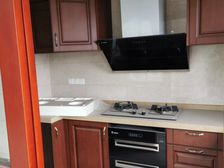 印象翡翠大厦2室2厅1卫南朝向195.0万元/套出售