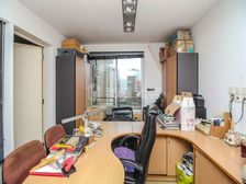 地轨口,建平西,大平层,临滨江,环境优美。