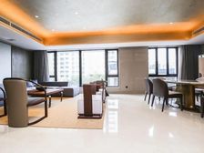 新天地 顶流 翠湖隽荟 四期 朝南3居室 带车位 诚意售!