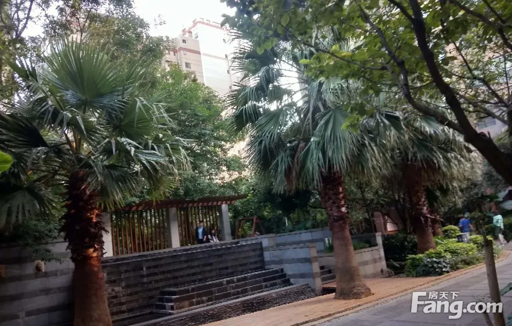 昆明五华虹山片区版筑翠园二手房三室 - 房天下