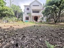 (新出英泰框架独栋)可带款)(草地近两亩)零局离D铁口金屿站