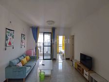 房子带装修出售,户型房子,朝南高层视野好,方正阳台