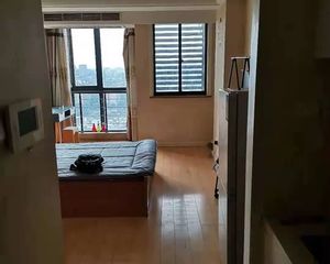 (清盘特价)洛兹品阁 二期 双 轻纺城 精装修