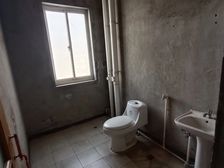 正南南郊花园富兰克林别墅(沪南路3633弄)4室3厅精装修