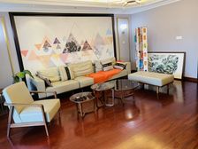 合生国际城5室3厅3卫南朝向548.0万元/套出售