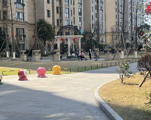 滨海府2室2厅1卫南朝向125.0万元/套出售