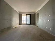 新城吾悦,小区出入方便,临近4号地铁,