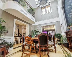 北辰红橡墅 带300万装修 2016年新小区 温榆河旁挑空厅