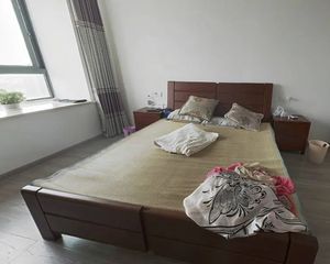 忆江南小区3室2厅2卫南朝向348.0万元/套出售