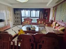 星河国际花园5室2厅3卫南朝向500.0万元/套出售