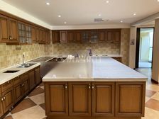 文莱御园小高层 洋房 一梯二户 电梯3楼