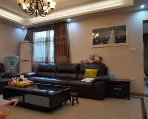 明湖花苑一期 南北通 3房2卫 精装房 可拎包入住