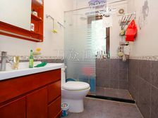 (保利会所)精装!四室朝南 !大面宽 采光好!急售!