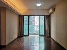 小龙坎 东原ARC广场一房85万